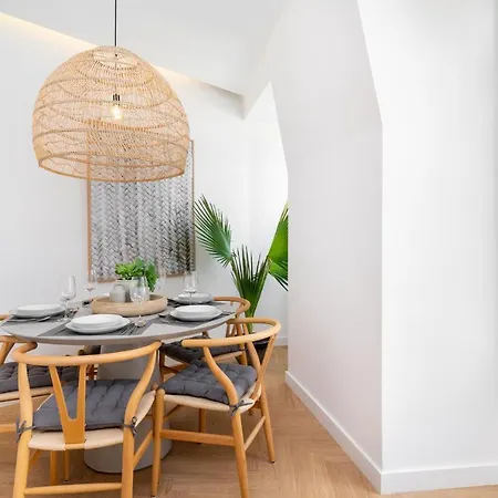Whome | Luxury Duplex Prime Location Great For Families Lisbon