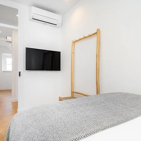 Luxury Duplex Prime Location Great For Families Lisboa